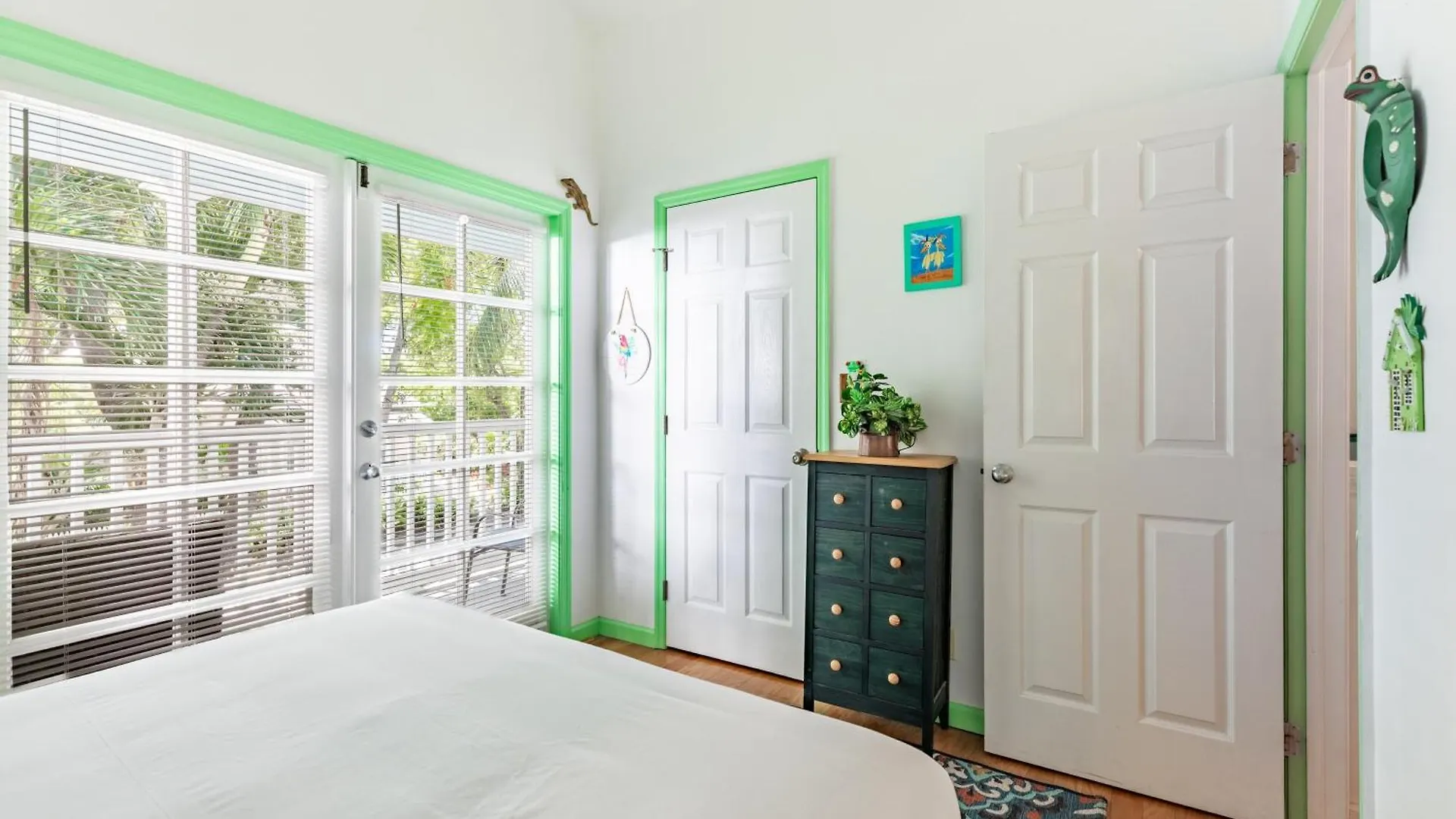 Holiday home Southard Getaway By Avantstay W Covered Patio Great Location Shared Pool Week Long Stays Key West