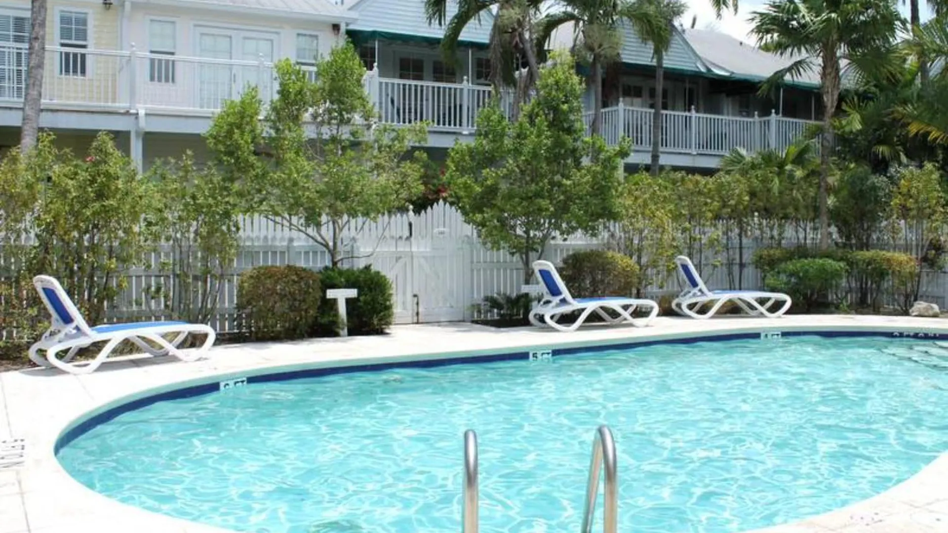 Holiday home Southard Getaway By Avantstay W Covered Patio Great Location Shared Pool Week Long Stays Key West