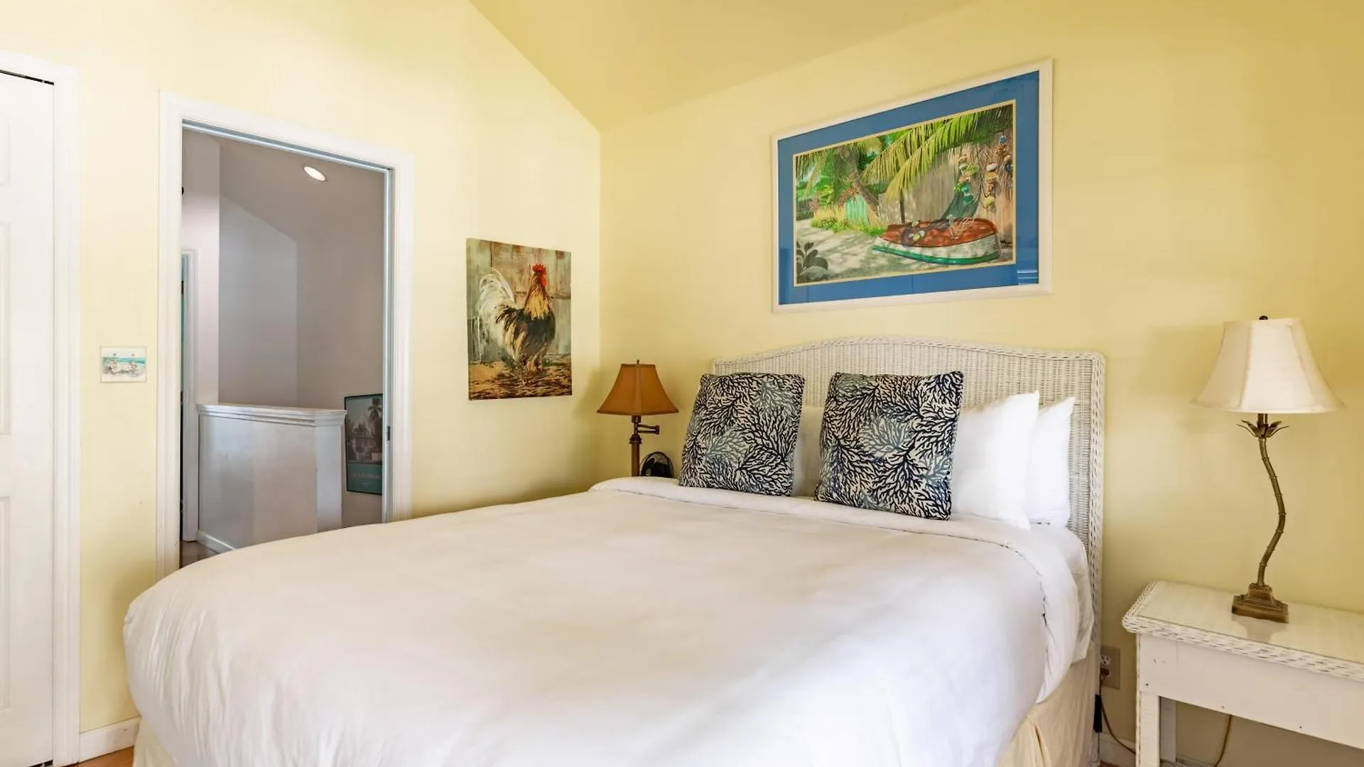 Southard Getaway By Avantstay W Covered Patio Great Location Shared Pool Week Long Stays Key West United States