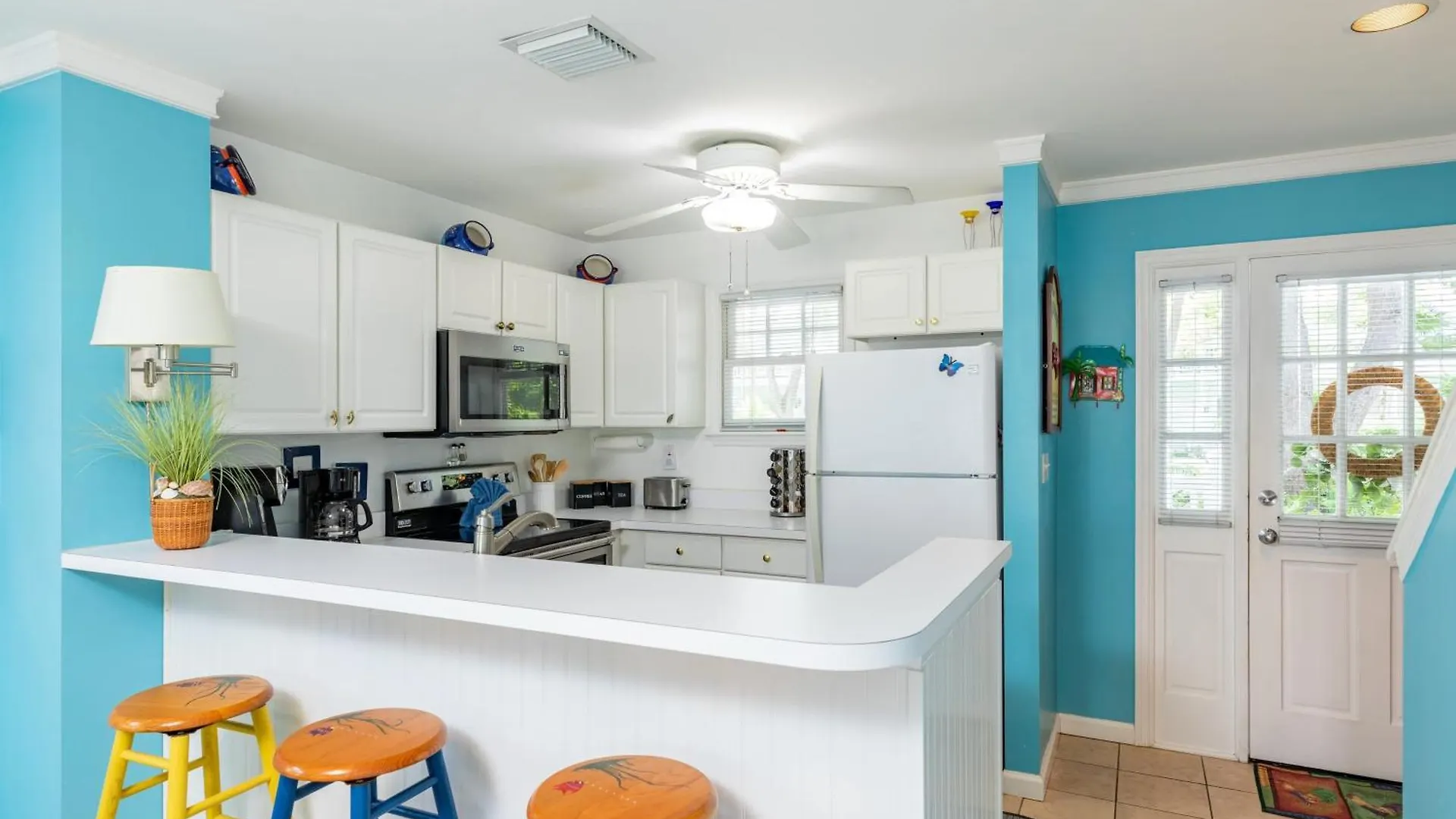 Southard Getaway By Avantstay W Covered Patio Great Location Shared Pool Week Long Stays Key West